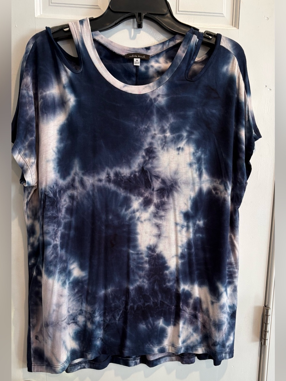 Women’s White Birch Navy and White Tie-Dye Cold-Shoulder Tee. Size M
